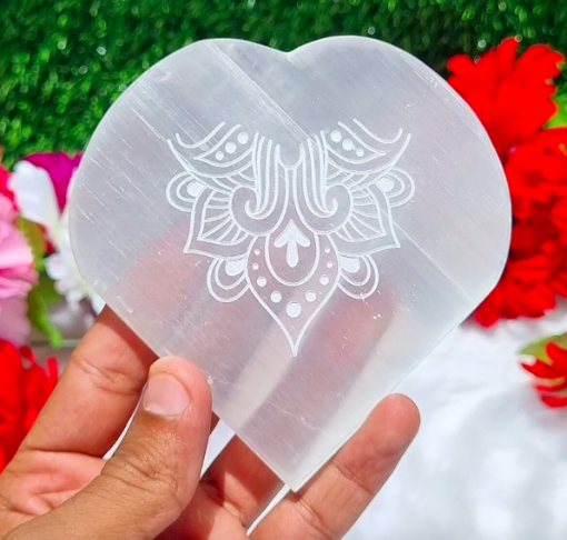 Wholesale Selenite Engraved Heart Shape Plate