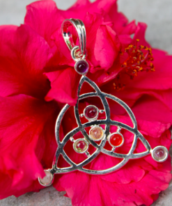 Beautiful triquetra Seven Chakra Yoga Metal Pendent