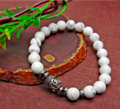 Wholesale Natural White Howlite with Buddha Charm Bracelet